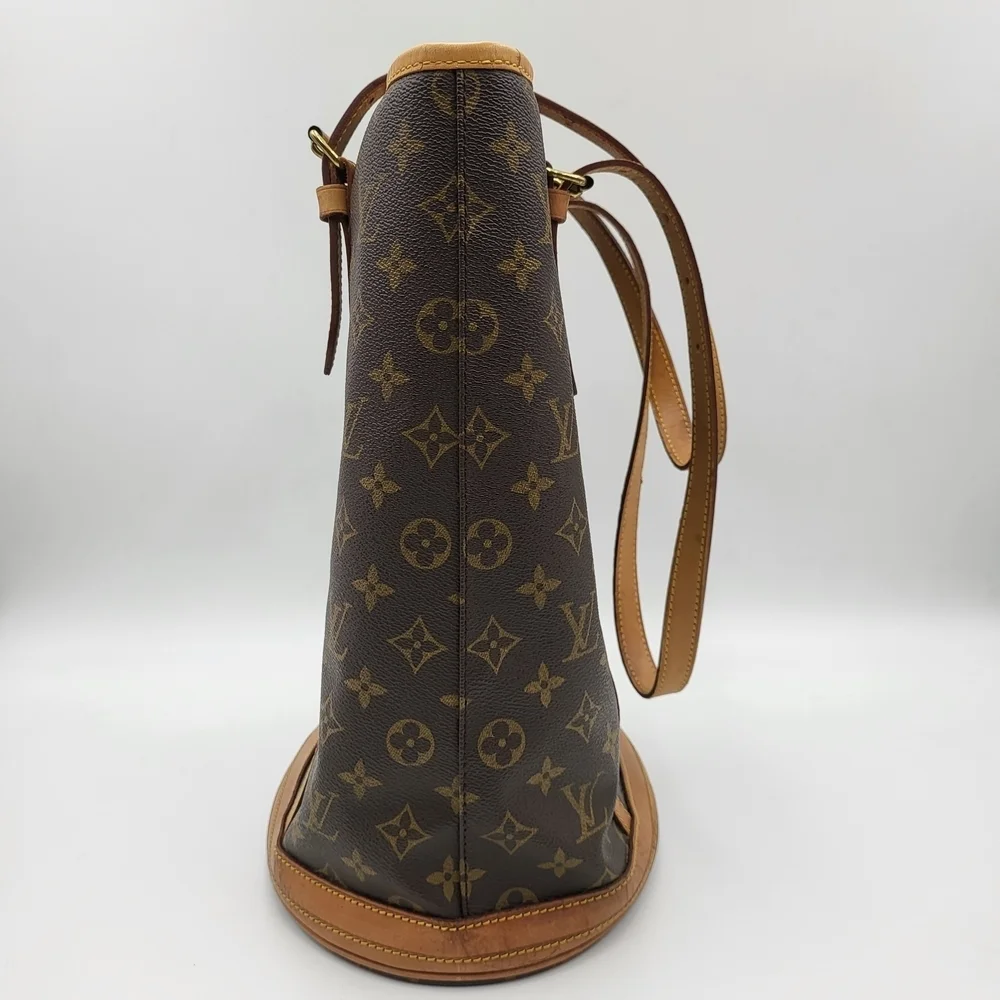 Louis Vuitton Monogram GM Bucket Shoulder Bag, Authentic..!!